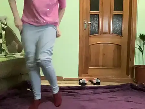 Snapshot of AngelTough20 chatting on 09-23-25, 11:08 AngelTough20 online show from 09-23-25, 11:08