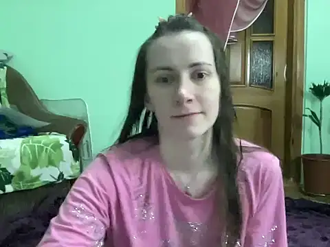 Snapshot of AngelTough20 chatting on 10-25-25, 10:26 AngelTough20 online show from 10-25-25, 10:26