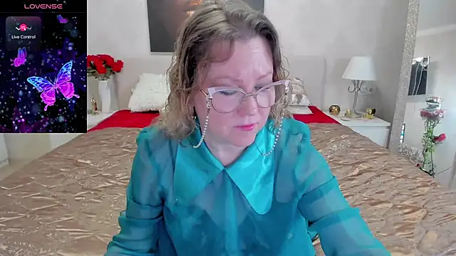 Snapshot of katysako chatting on 01-25-25, 04:23 katysako online show from 01-25-25, 04:23