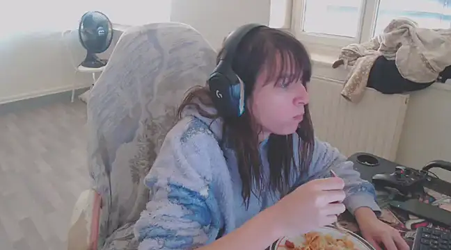 missthon0 online show from 12-15-24, 02:48