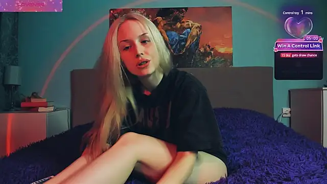 Snapshot of Linda_Roxy chatting on 02-21-25, 05:31 Linda Roxy online show from 02-21-25, 05:31