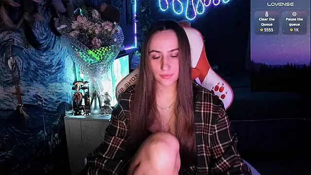 Selbi Paine online show from 07-16-26, 11:22