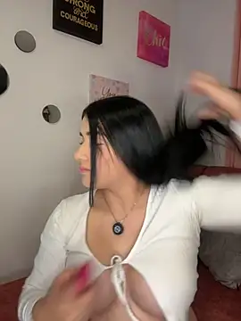 Snapshot of KallyMyller1 chatting on 09-26-25, 01:42 KallyMyller1 online show from 09-26-25, 01:42