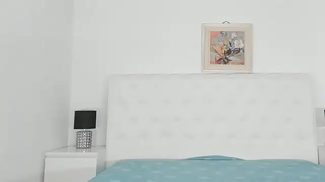 purefantasy online show from 09-19-25, 05:20