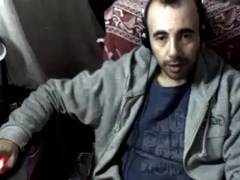 Snapshot of big_heart chatting on 02-23-25, 01:32 big heart online show from 02-23-25, 01:32