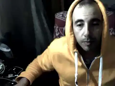 Snapshot of big_heart chatting on 12-02-25, 08:37 big heart online show from 12-02-25, 08:37