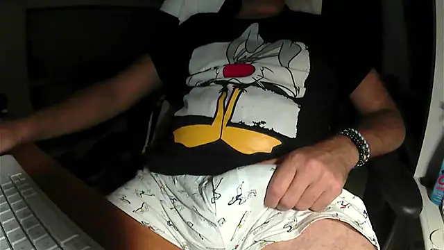 Snapshot of DoubleMassiveT chatting on 10-29-25, 01:52 DoubleMassiveT online show from 10-29-25, 01:52