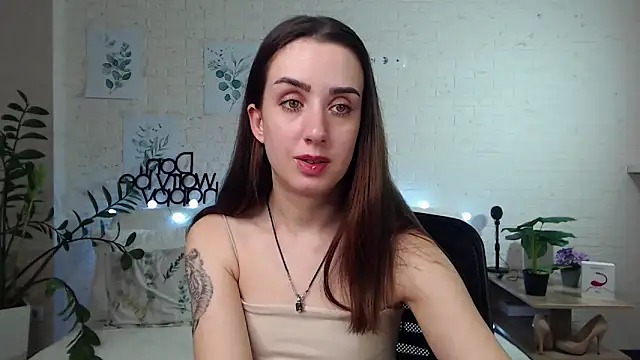 Snapshot of FranceskoJones chatting on 01-15-25, 01:02 FranceskoJones online show from 01-15-25, 01:02