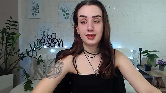 Snapshot of FranceskoJones chatting on 01-18-25, 09:13 FranceskoJones online show from 01-18-25, 09:13