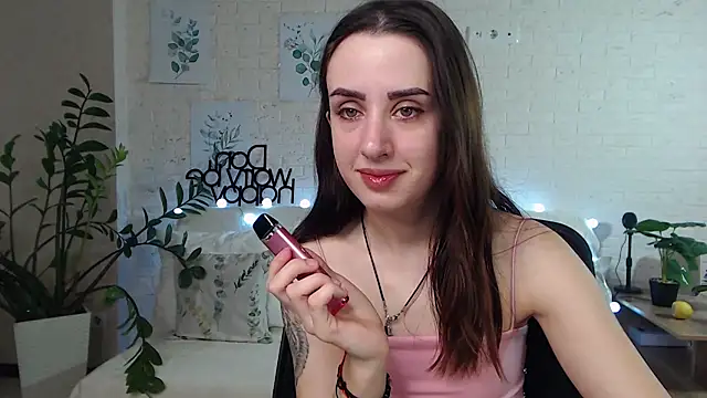 Snapshot of FranceskoJones chatting on 01-19-25, 08:51 FranceskoJones online show from 01-19-25, 08:51