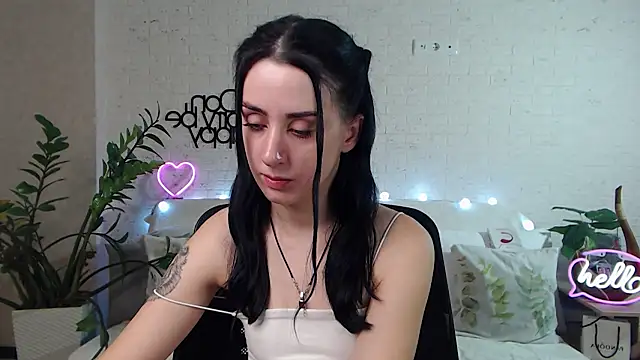 Snapshot of FranceskoJones chatting on 02-12-25, 10:26 FranceskoJones online show from 02-12-25, 10:26