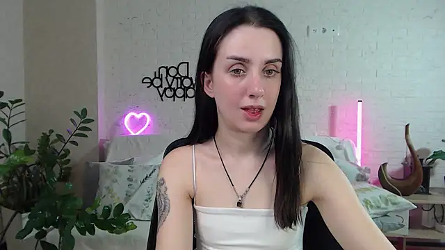 Snapshot of FranceskoJones chatting on 03-04-25, 10:05 FranceskoJones online show from 03-04-25, 10:05