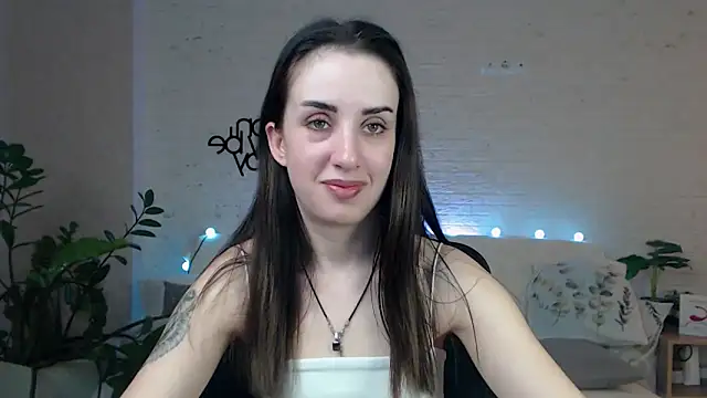 Snapshot of FranceskoJones chatting on 03-22-25, 06:14 FranceskoJones online show from 03-22-25, 06:14