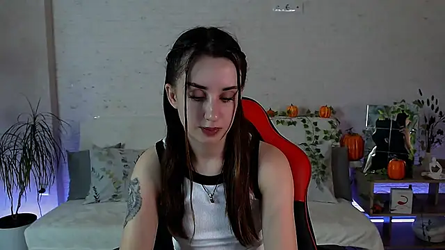 Snapshot of FranceskoJones chatting on 11-05-25, 12:54 FranceskoJones online show from 11-05-25, 12:54