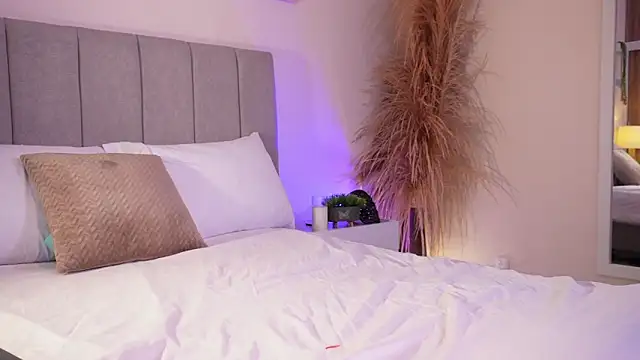 curvyliciousss online show from 10-02-25, 04:25