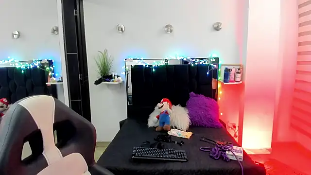 GABY DAVIS online show from 01-25-25, 04:45