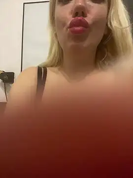 Snapshot of SofiaJoy chatting on 02-13-26, 05:09 SofiaJoy online show from 02-13-26, 05:09