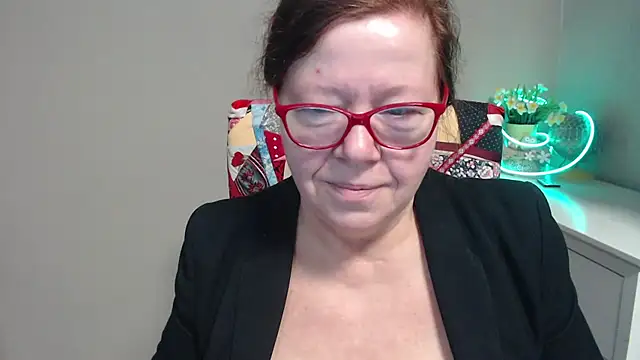 Adelewildx online show from 03-06-25, 04:30