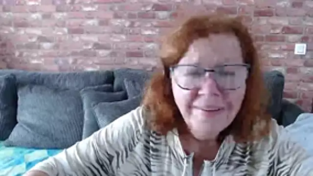 Adelewildx online show from 10-25-25, 11:07