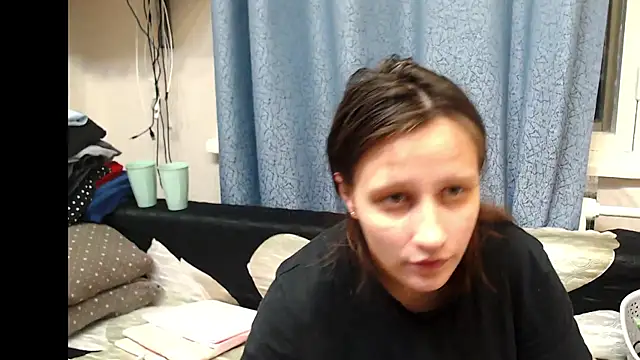 alisacucumber online show from 02-18-25, 07:19