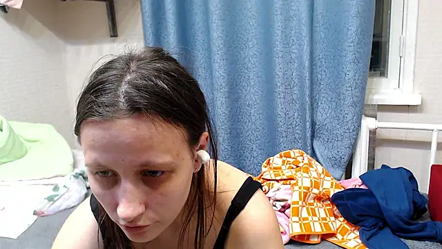 alisacucumber online show from 11-08-25, 04:40