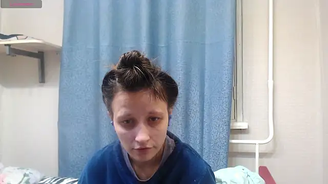 alisacucumber online show from 12-20-25, 02:24