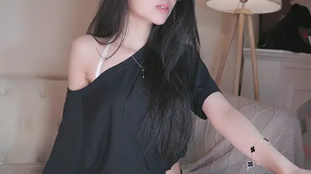 IsMiMi online show from 10-24-25, 07:32