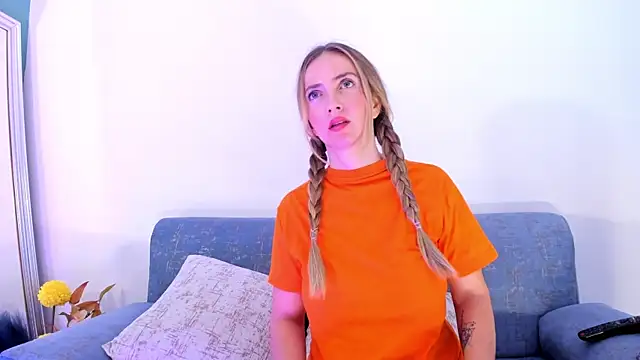 BellaMarieX online show from 12-12-24, 05:15