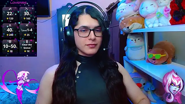 Snapshot of Alice_Bathory chatting on 09-30-25, 10:59 Alice Bathory online show from 09-30-25, 10:59