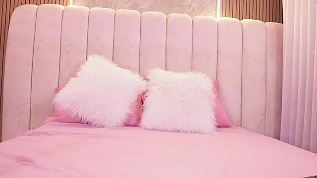 emyli sw  online show from 02-07-26, 03:10