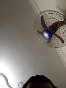 Popzbo online show from 11-30-25, 01:04