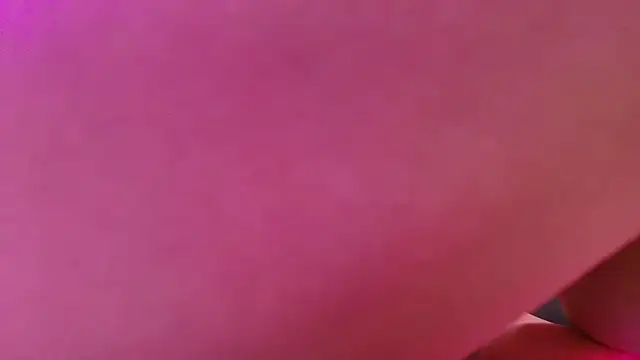 Snapshot of Belov_muriel chatting on 09-26-25, 03:21 Belov muriel online show from 09-26-25, 03:21