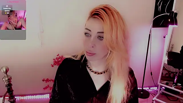 AnnieGOld  online show from 01-05-25, 07:28