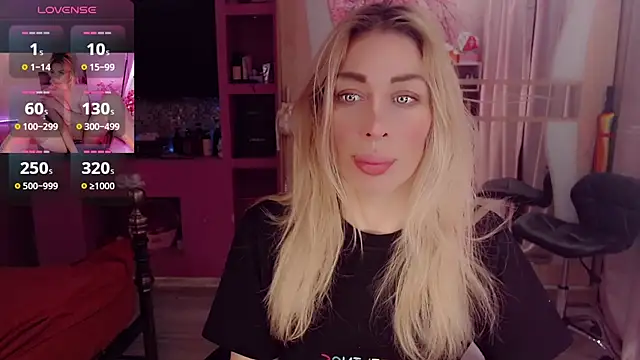 AnnieGOld  online show from 11-30-25, 08:02