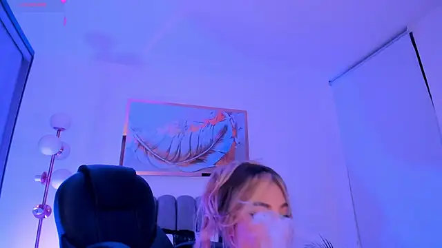 Snapshot of ZoePresleyX chatting on 07-27-26, 11:56 ZoePresleyX online show from 07-27-26, 11:56