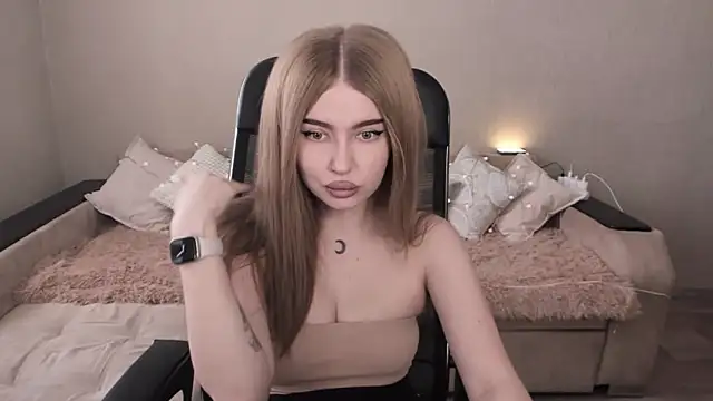 ViolettaLopez online show from 02-24-25, 10:37