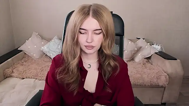 ViolettaLopez online show from 02-26-25, 11:20