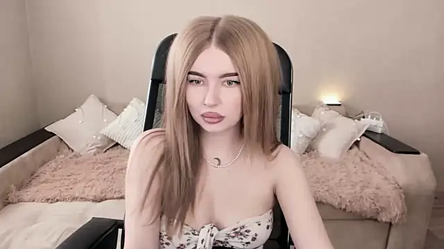 ViolettaLopez online show from 02-28-25, 09:36