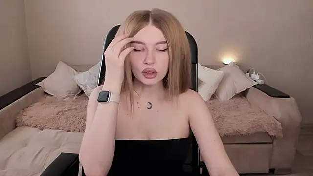 ViolettaLopez online show from 03-16-25, 10:33