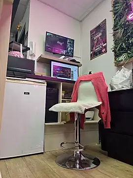 Nathotsexy1 online show from 01-28-25, 04:52