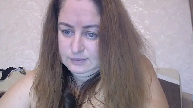 Amy August online show from 10-25-25, 08:00