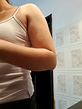 mayhott2 online show from 09-23-25, 05:05