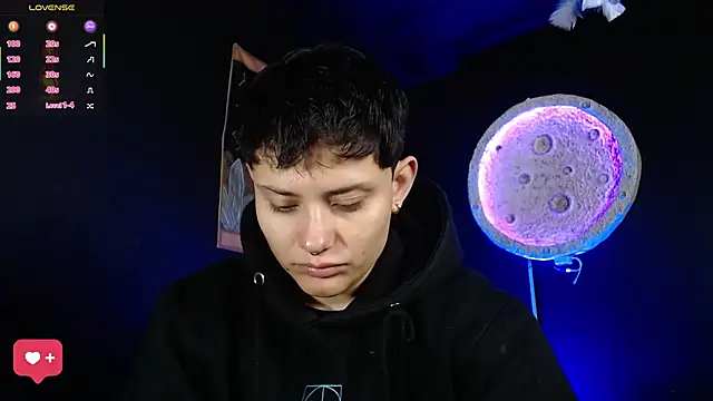 girl intense444 online show from 03-30-26, 12:50