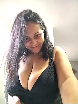 Snapshot of sharon_1 chatting on 10-19-25, 09:37 sharon 1 online show from 10-19-25, 09:37