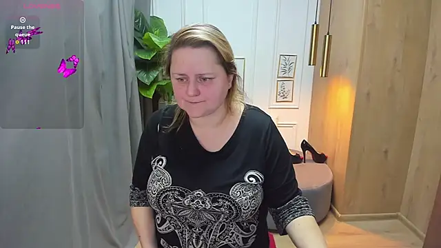 ScarlettSoft online show from 12-17-24, 05:51