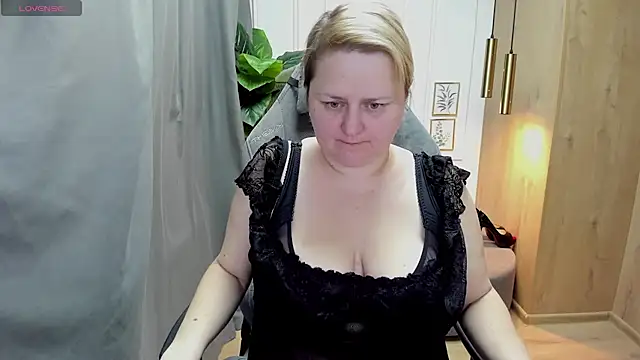 ScarlettSoft online show from 03-03-25, 09:11