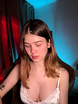 Snapshot of AmberIIey chatting on 11-15-25, 03:30 AmberIIey online show from 11-15-25, 03:30