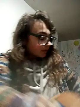 Snapshot of Blulilla69 chatting on 01-11-25, 06:54 Blulilla69 online show from 01-11-25, 06:54