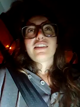 Snapshot of Blulilla69 chatting on 10-17-25, 08:00 Blulilla69 online show from 10-17-25, 08:00