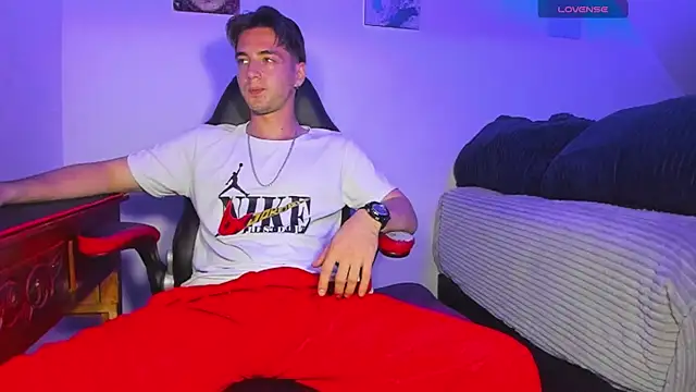 Alex smith00 online show from 02-27-25, 01:27